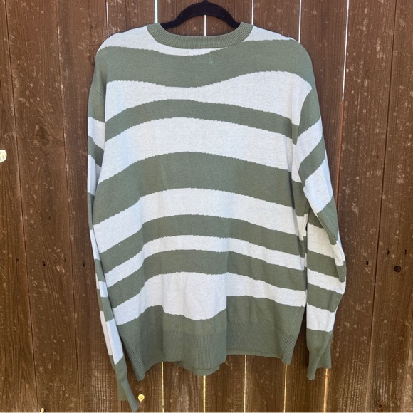 Disney Bambi Flower Skunk Sweater Green Striped Wool Blend Size Large - Picture 2 of 6